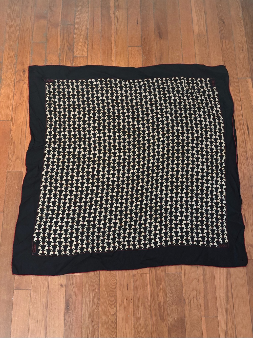 Vintage Gucci Black and Cream Patterned Scarf
